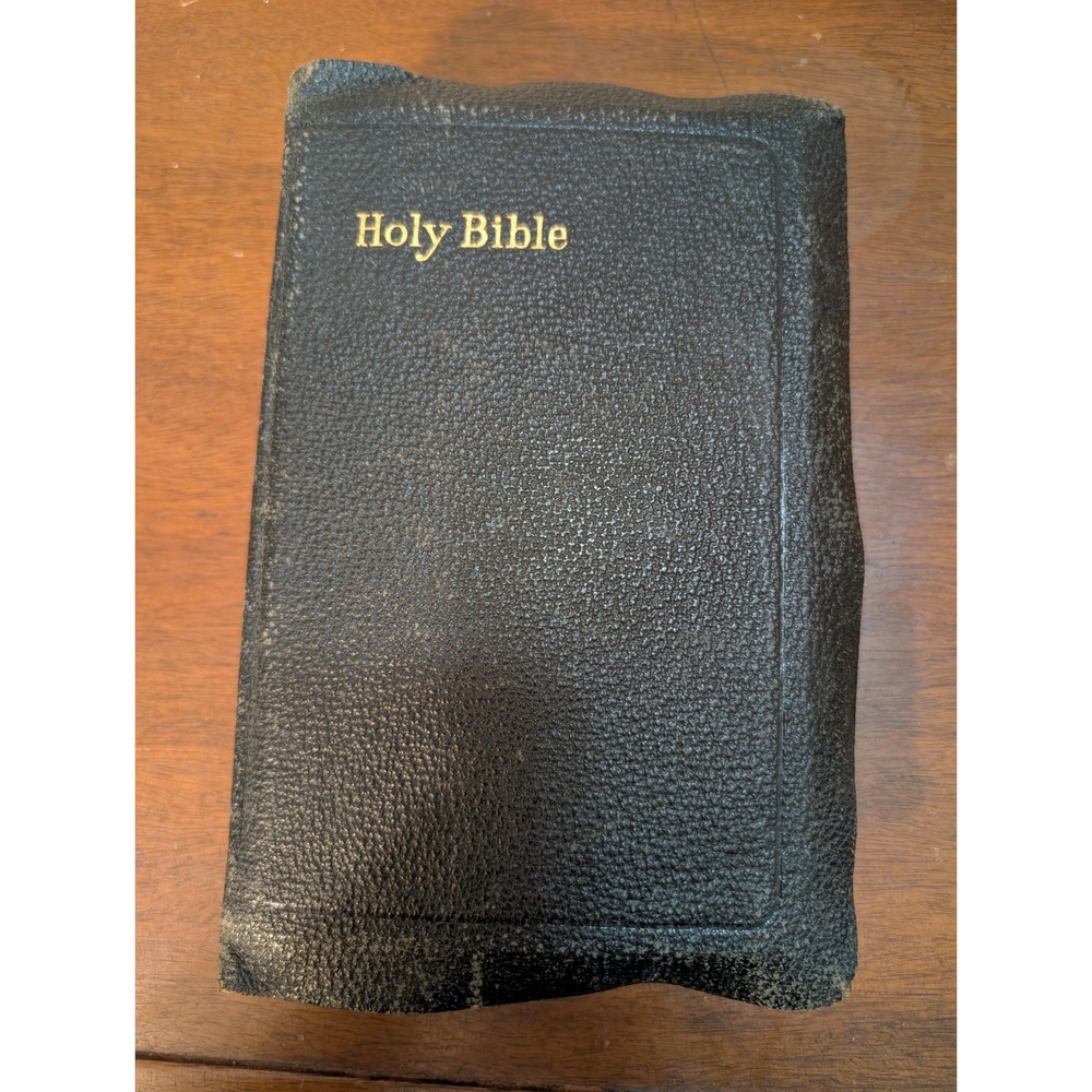 Holy Bible Self Pronouncing International Series Leather Vintage Universal Book